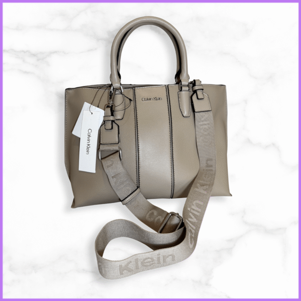 Bolso Calvin Klein silver mink